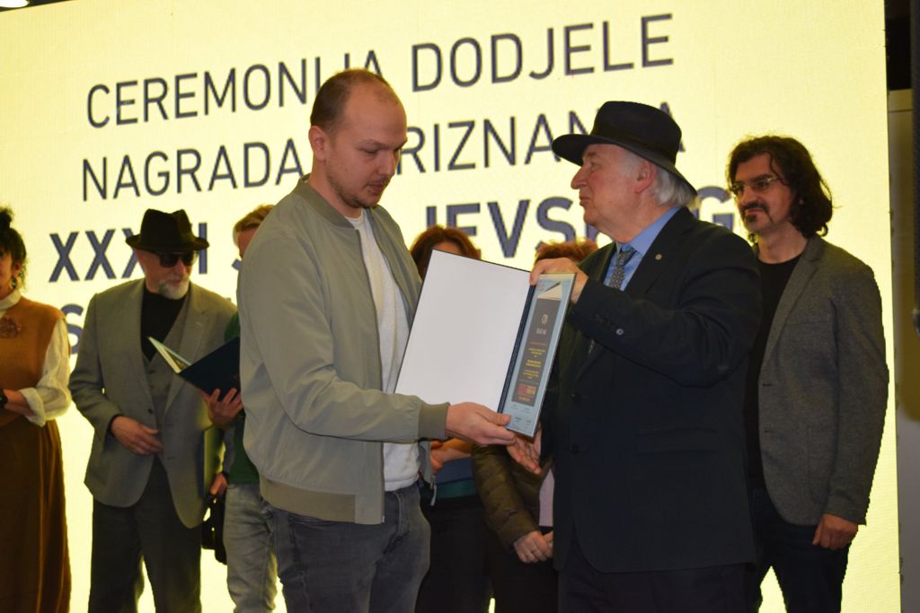 viber_image_2025-04-14_13-57-34-704